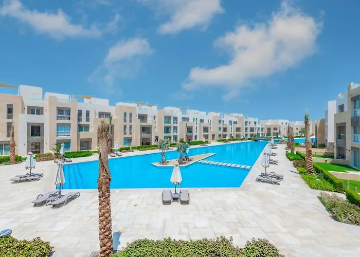 High Standard 2-bedroom In Mangroovy Residence, Pool View & * Hurghada